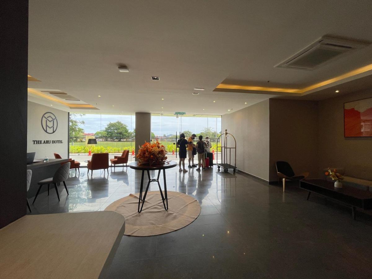 Aru Suites Homestay Wifi,Carpark,24H Check In,Water Filter By R2 Residence Кота Кинабалу Екстериор снимка
